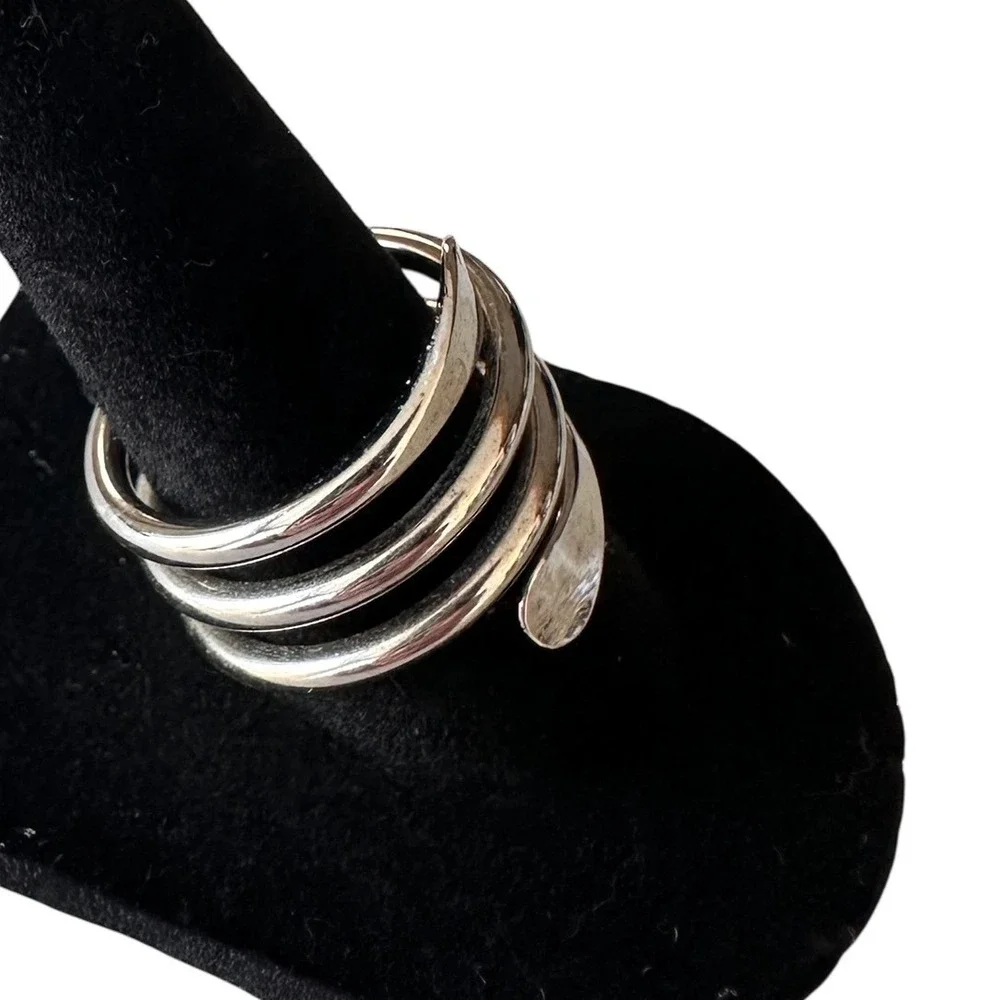 Unbranded Spiral Wrap Ring Womens Size‎ 8 Silver Excellent Multi Band Statement
